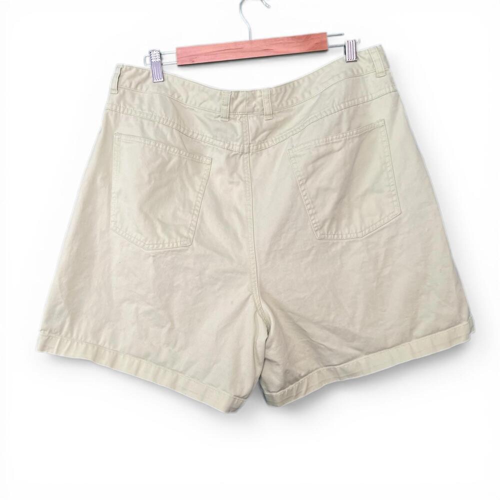 Talbots Women's Green Cotton Shorts Size 18 - Picture 4 of 4